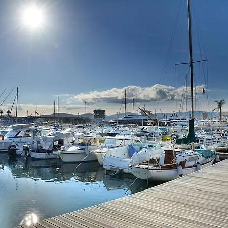 Face à La Mer, T3 Avec Terrasse Et Parking Privé Fréjus