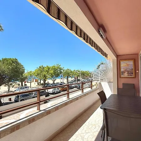 Face A La Mer, T3 Avec Terrasse Et Parking Prive Apartment *